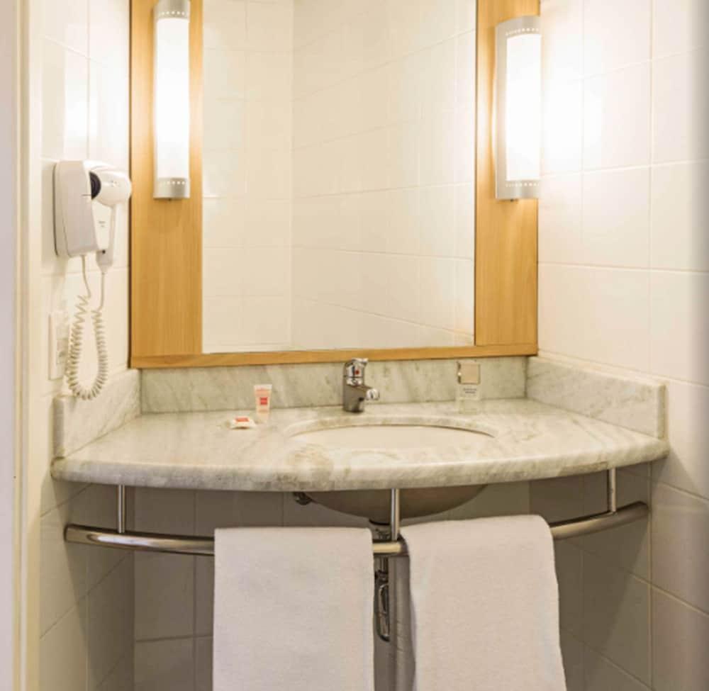 Ibis Curitiba Aeroporto Hotel Sao Jose dos Pinhais Exterior photo