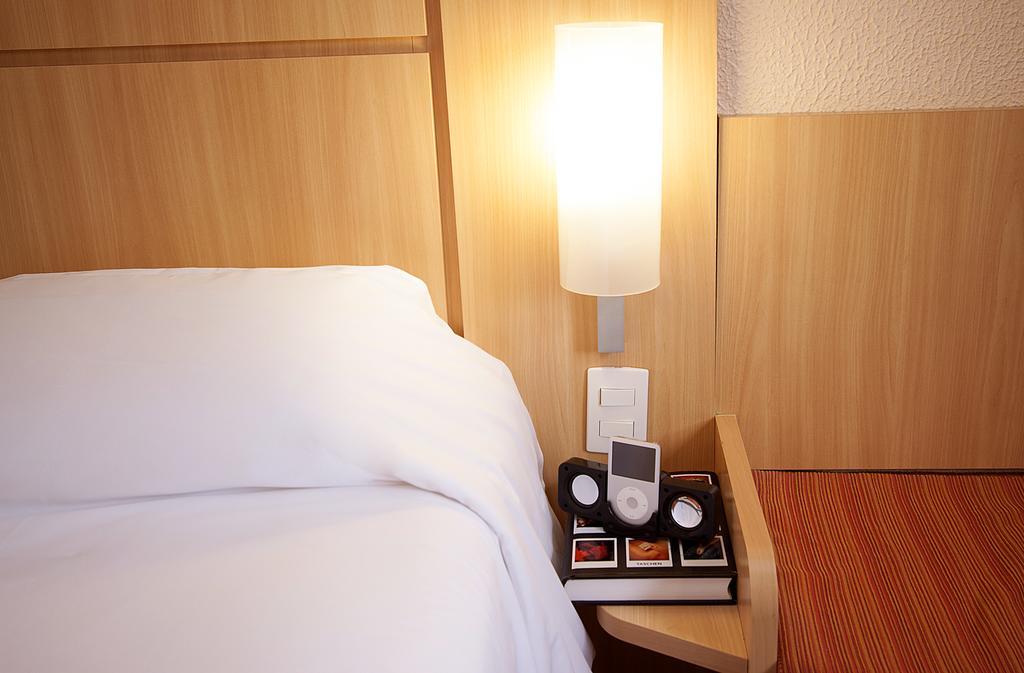 Ibis Curitiba Aeroporto Hotel Sao Jose dos Pinhais Exterior photo